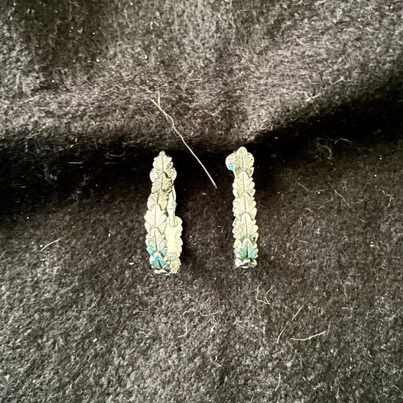 Avon Jewelry - Vintage Avon Silver Tone ‘Leaf’ Clip Earrings